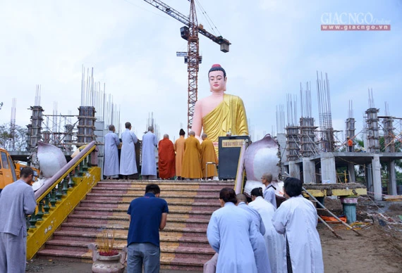 Di doi tuong Phat Co Don (1).jpg