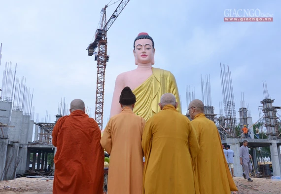 Di doi tuong Phat Co Don (3).jpg