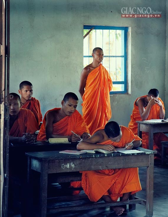 vanhoakhmer4.jpg