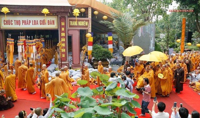 thiensu thanh tu.jpg