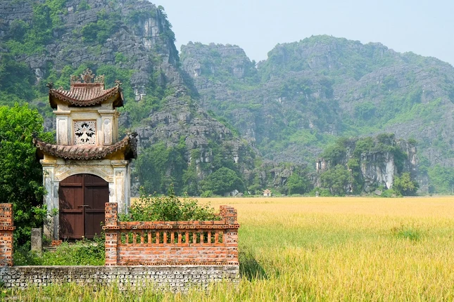 Tam Cốc, Ninh Bình.jpg