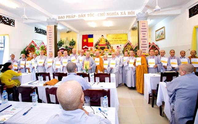 Tiền Giang: Lễ ra mắt Phân ban Ni giới tỉnh ảnh 6 59.JPG