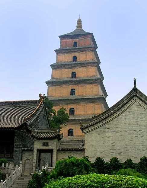 Big_Wild_Goose_Pagoda_Xian_6111w.jpg