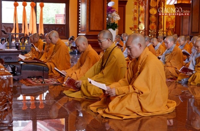 Tung kinh chieu (14).jpg