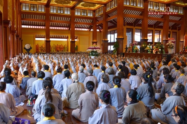 Tung kinh chieu (4).jpg