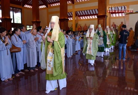 Ta on Tam Bao va Le Tan hoa (10).jpg