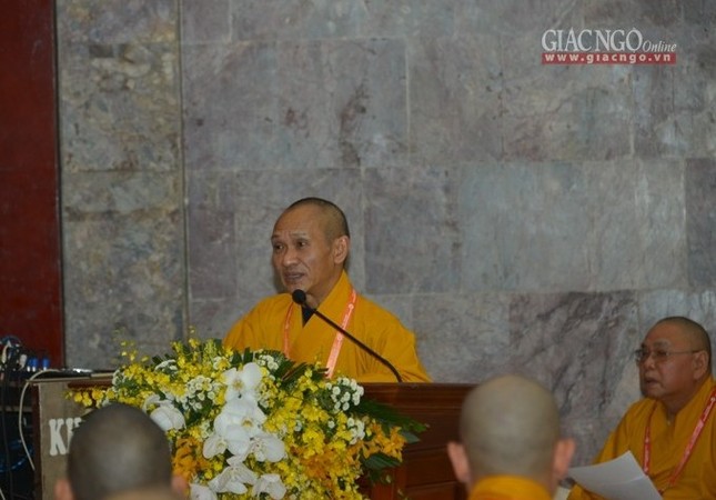 Phiên họp đầu tiên của HĐCM, HĐTS khóa VIII ảnh 2 a hop dt 1.jpg