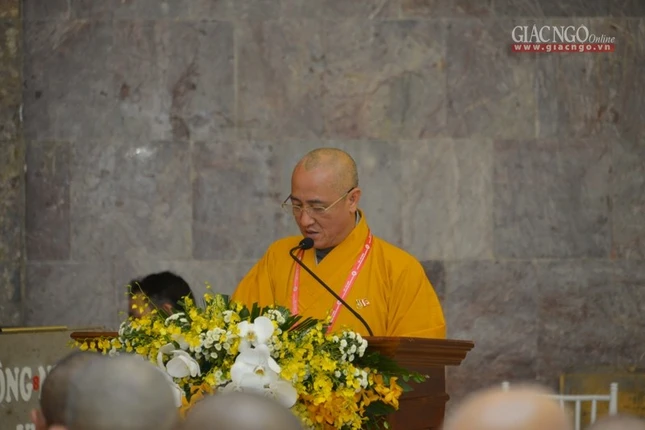 Phiên họp đầu tiên của HĐCM, HĐTS khóa VIII ảnh 3 a hop dt 2.jpg