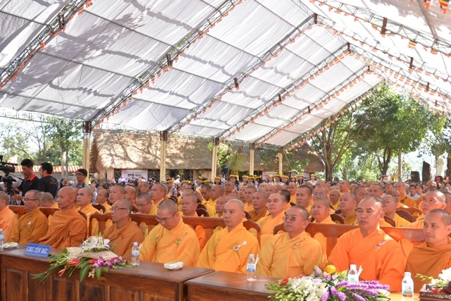 dai le ky niem 60 nam (10).JPG