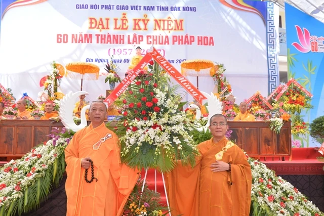 dai le ky niem 60 nam (37).JPG