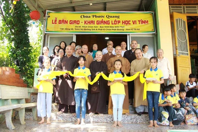 lop hoc vi tiinh (4).jpg