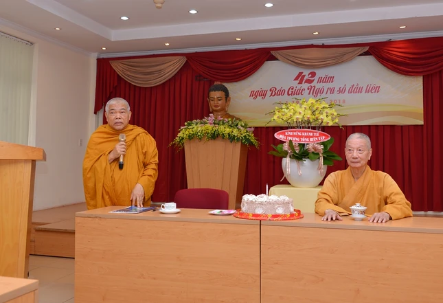 BGN -Ky niem 42 nam  (5).JPG