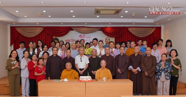 BGN -Ky niem 42 nam  (18).jpg