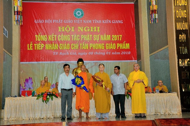 Kiên Giang: Phật giáo tỉnh tổng kết Phật sự năm 2017 ảnh 4 db4860b50992e6ccbf83.jpg