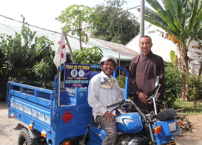 Mua xe ba gac tang bep an tu thien TTTC.jpg
