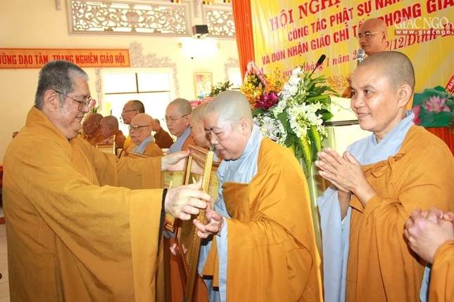 Phật giáo quận 11 từ thiện hơn 16 tỷ đồng ảnh 6 q11.5.jpg