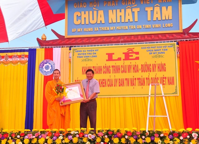 nhan bang khen UBTW MTTQVN.jpg