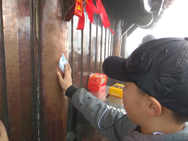 Phó Chủ tịch nước dự lễ khai ấn lễ hội Yên Tử ảnh 8 img20180225131030-15195419230322143348304_jpg.jpg