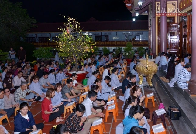 Ram thang Gieng (17).jpg