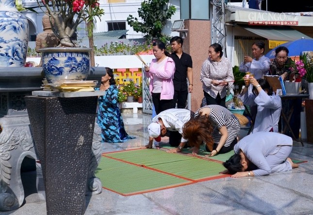 Ram thang Gieng (28).jpg