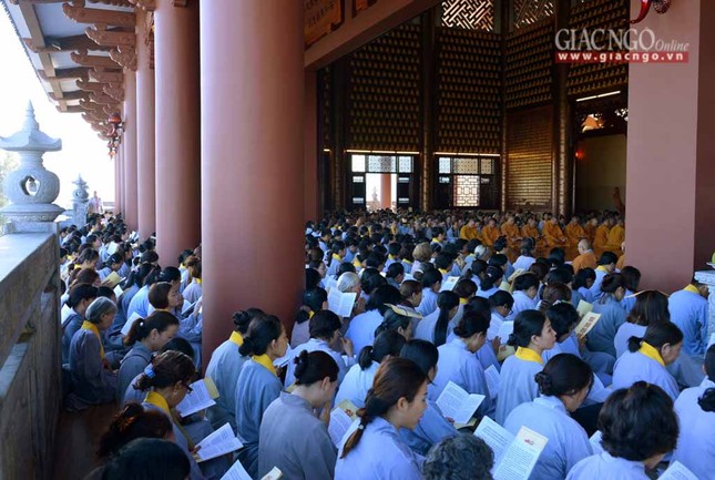 Khai dan Duoc Su - chua Hue nghiem (19).jpg