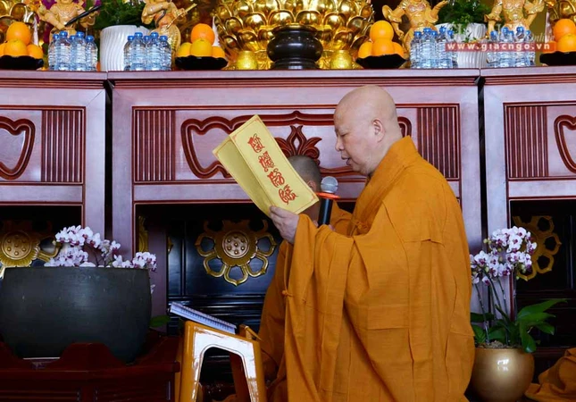 Khai dan Duoc Su - chua Hue nghiem (28).jpg