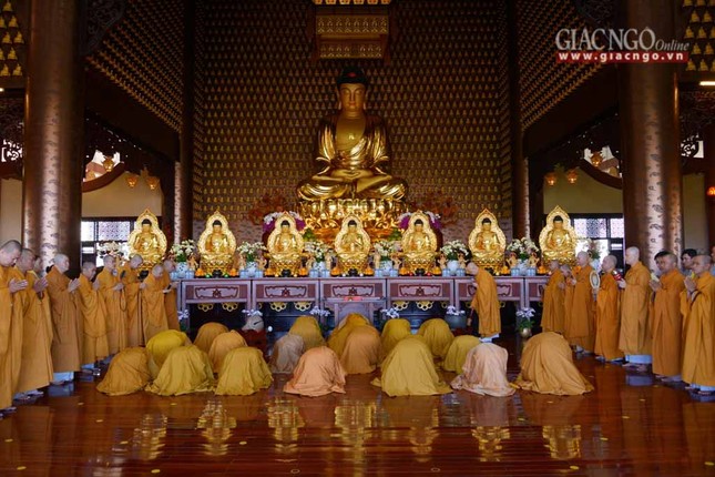 Khai dan Duoc Su - chua Hue nghiem (9).jpg