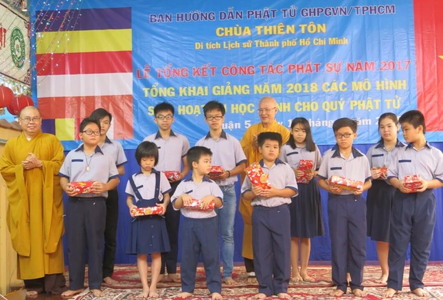 Chùa Thiên Tôn khai giảng chương trình tu học 2018 ảnh 2 minhly.3.JPG