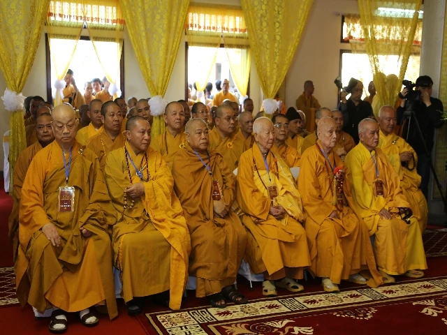 Lễ nhập kim quan Đại lão HT.Thích Thanh Sam ảnh 4 img_9425_1_jpg.jpg