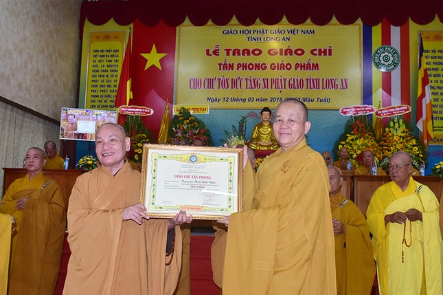 Hoa-thuong-thich-minh-thien.jpg