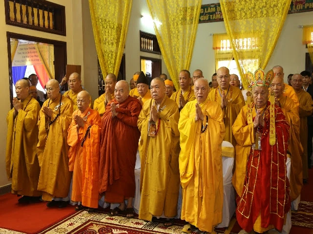 Nhập bảo tháp kim quan Đại lão HT.Thích Thanh Sam ảnh 3 img_0576_jpg.jpg