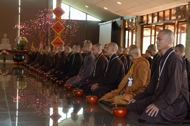 300 Tăng Ni về Làng Mai Thái Lan tu tập ảnh 8 DSC_3706.jpg