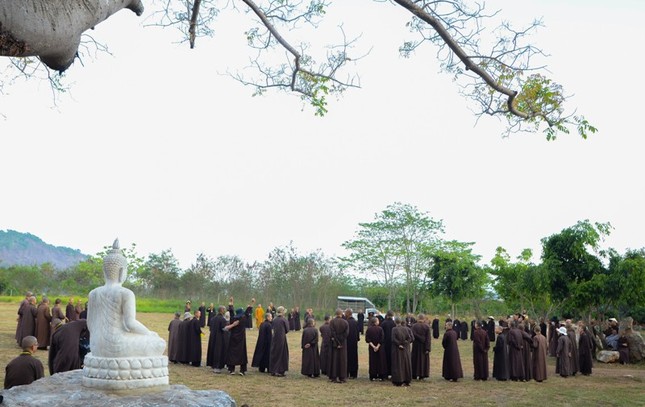 300 Tăng Ni về Làng Mai Thái Lan tu tập ảnh 10 DSC_3779.jpg