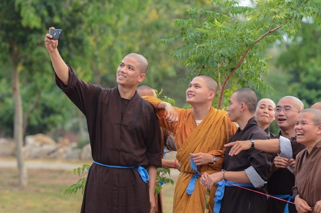 300 Tăng Ni về Làng Mai Thái Lan tu tập ảnh 14 DSC_3865.jpg