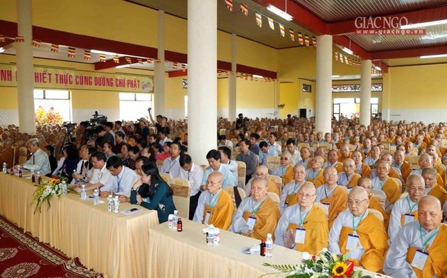 Trang nghiêm lễ tưởng niệm Đức Đại Ái Đạo và chư Ni tiền bối ảnh 21 16.jpg