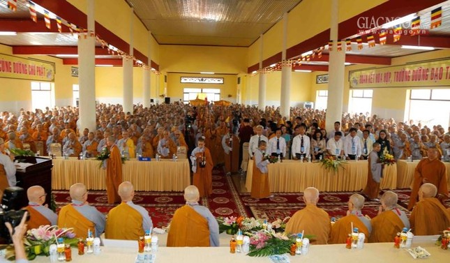 Trang nghiêm lễ tưởng niệm Đức Đại Ái Đạo và chư Ni tiền bối ảnh 4 4.jpg