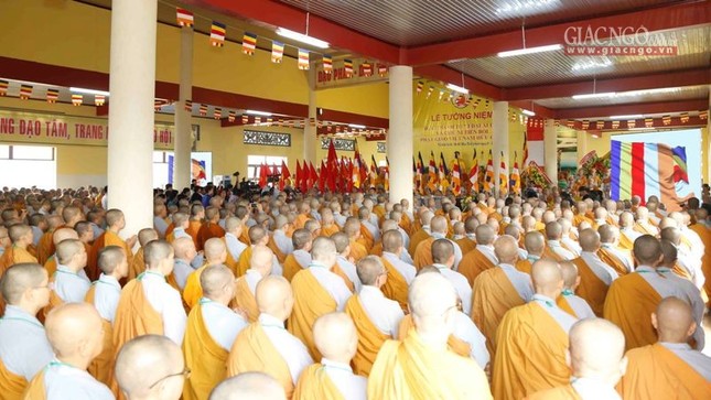 Trang nghiêm lễ tưởng niệm Đức Đại Ái Đạo và chư Ni tiền bối ảnh 8 7.jpg