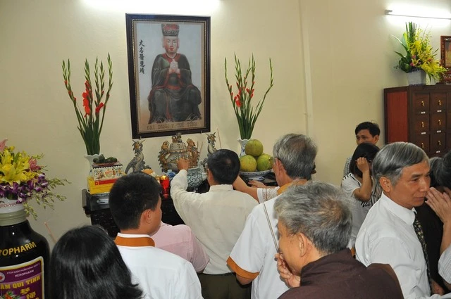 Tưởng niệm danh y - Thiền sư Tuệ Tĩnh ảnh 2 tue tinh 2.jpg