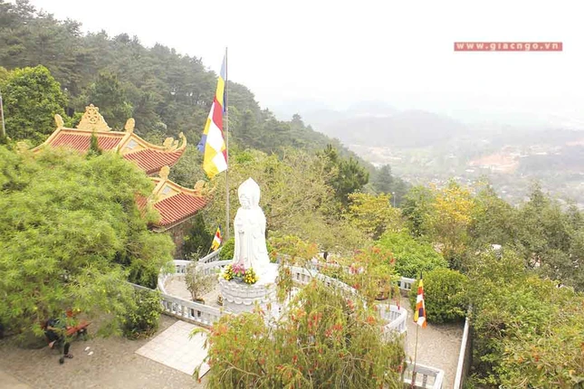 Thien vien truc lam tay thien5X.jpg