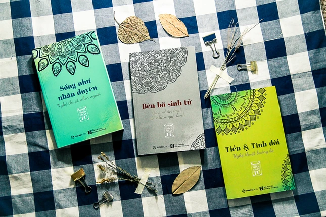 TT.Thích Nhật Từ ra mắt bộ sách mới ảnh 1 Bo sach moi cua Thuong toa Thich Nhat Tu 2.jpg