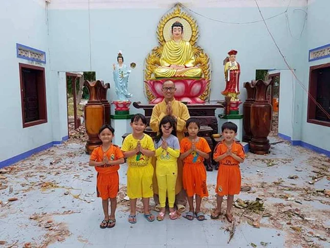 Xh GN 944 - hinh chua Hai Son.jpg