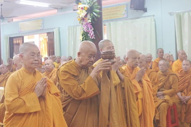 TP.HCM: Lễ tưởng niệm Ni trưởng Huỳnh Liên ảnh 4 3tn.jpg