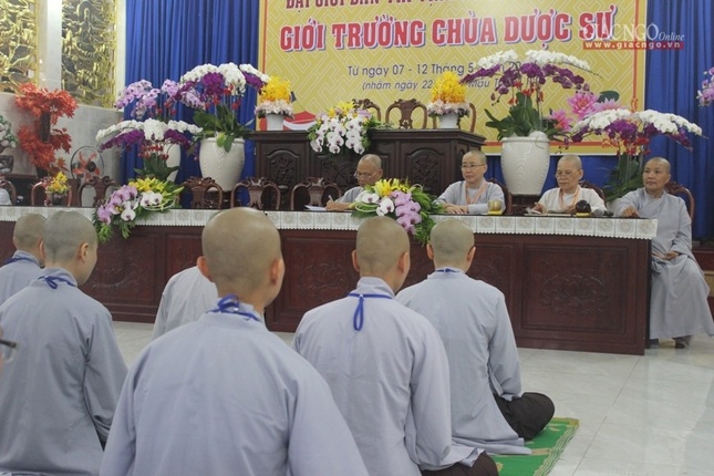 Giới tử Tỳ-kheo-ni, Thức-xoa-ma-na thi tụng luật ảnh 9 7tl.jpg