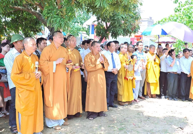 bổ nhiệm trụ trì chùa kim liên nga sơn (17).jpg