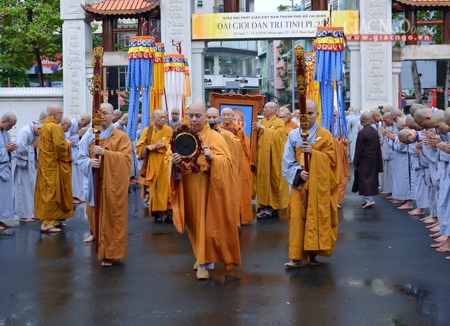 Khoa le sam hoi - thinh Gioi Ban (13).jpg