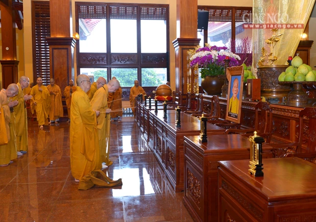 Khoa le sam hoi - thinh Gioi Ban (16).jpg