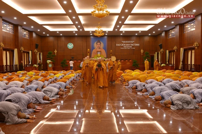 Khoa le sam hoi - thinh Gioi Ban (24).jpg