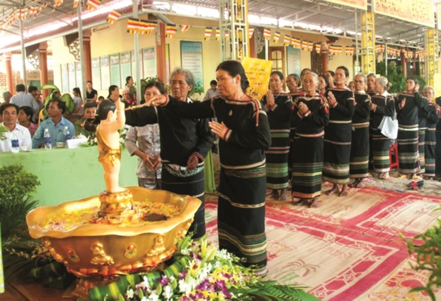 Phatphapbuonlang (1).jpg