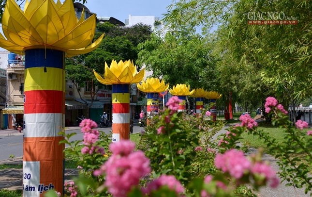 Khong khi Phat dan (2).jpg