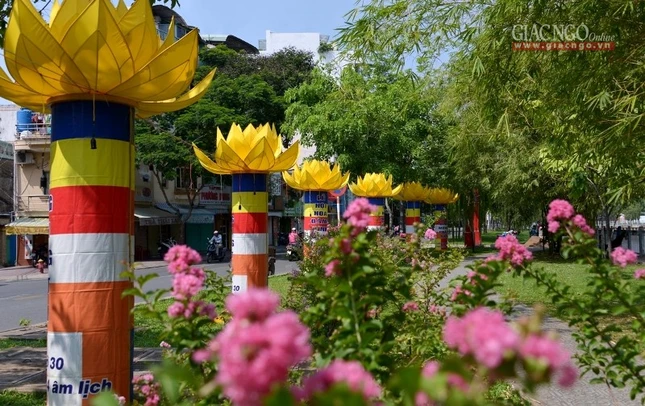 Khong khi Phat dan (2).jpg